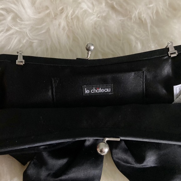 Le Chateau Black Clutch - Picture 3 of 3